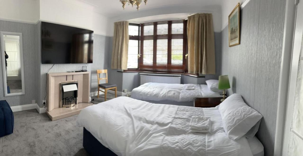 Amazing And Romantic O2 Arena 4 Bedrooms House Free Parking London Exteriör bild