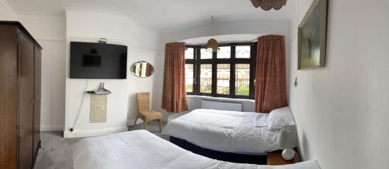 Amazing And Romantic O2 Arena 4 Bedrooms House Free Parking London Exteriör bild